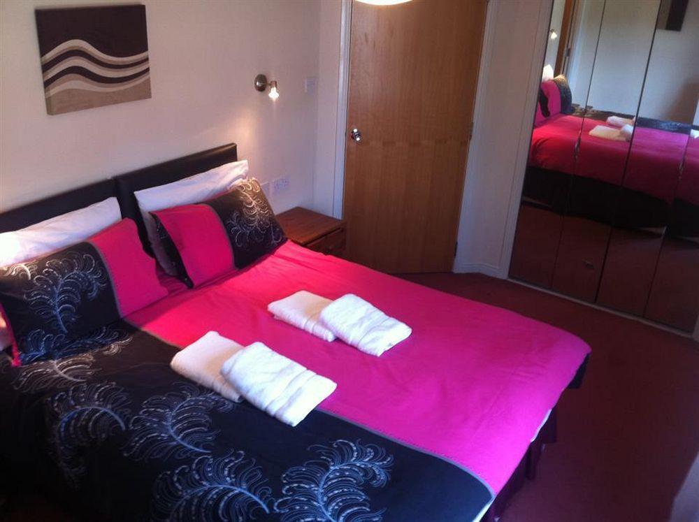Lochend Serviced Apartments Edinburgh Exterior photo
